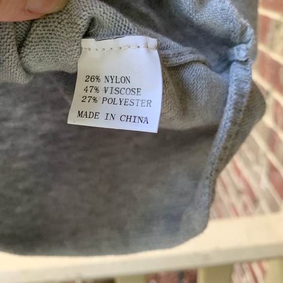 Amaryllis Heathered Gray Tie Sweater, Sz Small - Picture 5 of 7